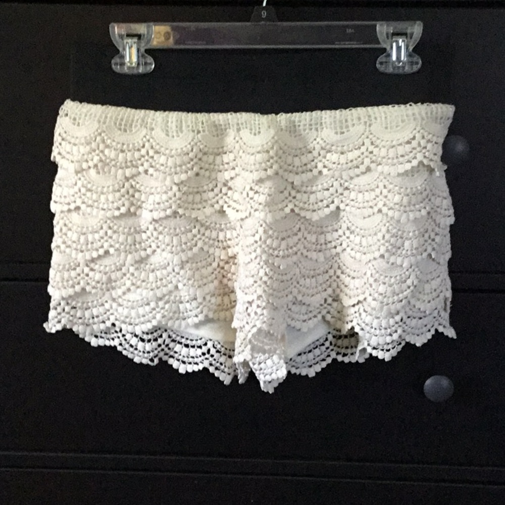 Ivory, crochet shorts